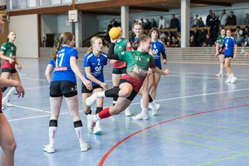 Bild 88 - wAJ HSG Kremperheide/Muensterdorf - HSG Herzhorn/Kollmar/Neuendorf : Ergebnis: 31:34